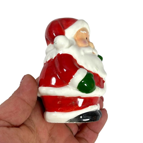 Vintage ceramic Santa salt & pepper shakers - Picture 10 of 14